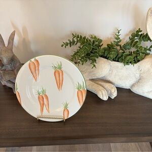 San Marco Nove Made in Italy 8.5” Carrot Designer Plate Easter Bunny